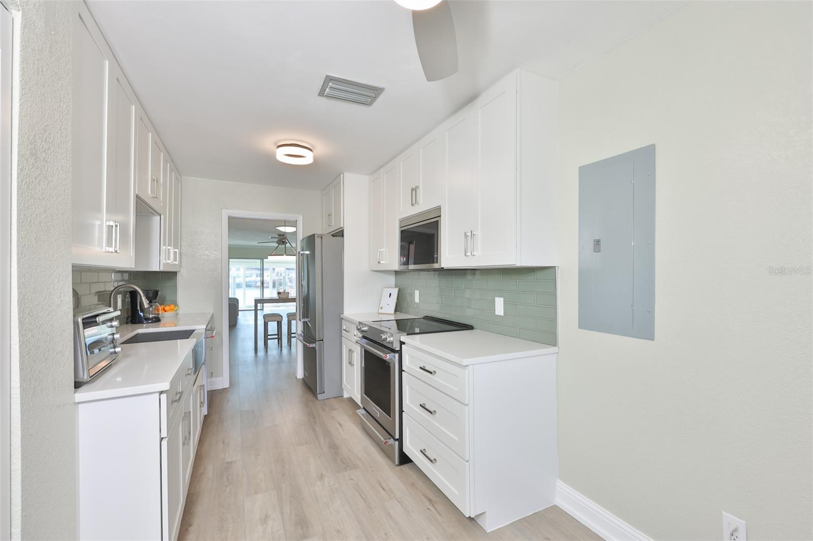 574 Boca Ciega Point Unit 2205, St Petersburg, FL 33708