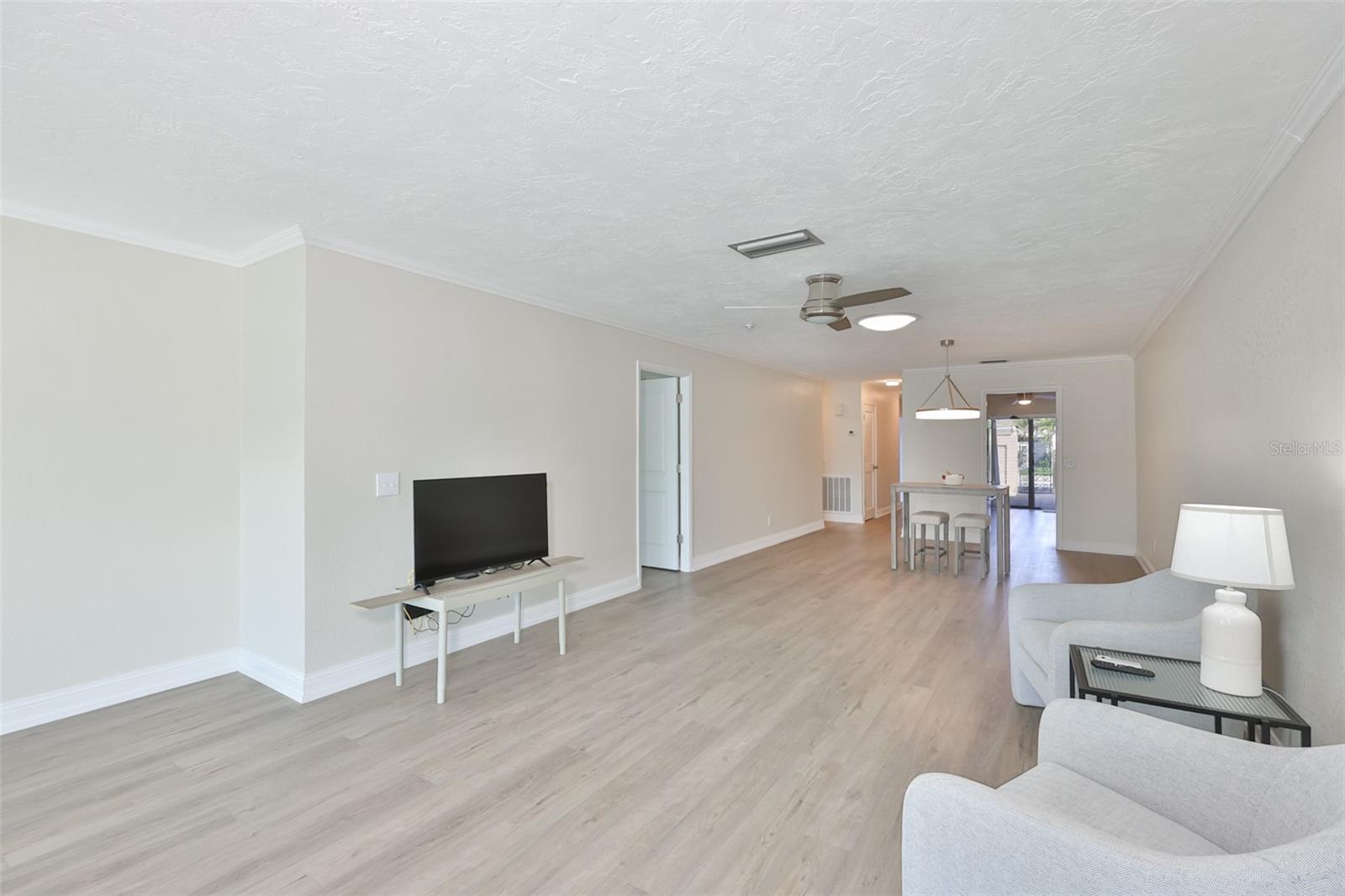 574 Boca Ciega Point Unit 2205, St Petersburg, FL 33708