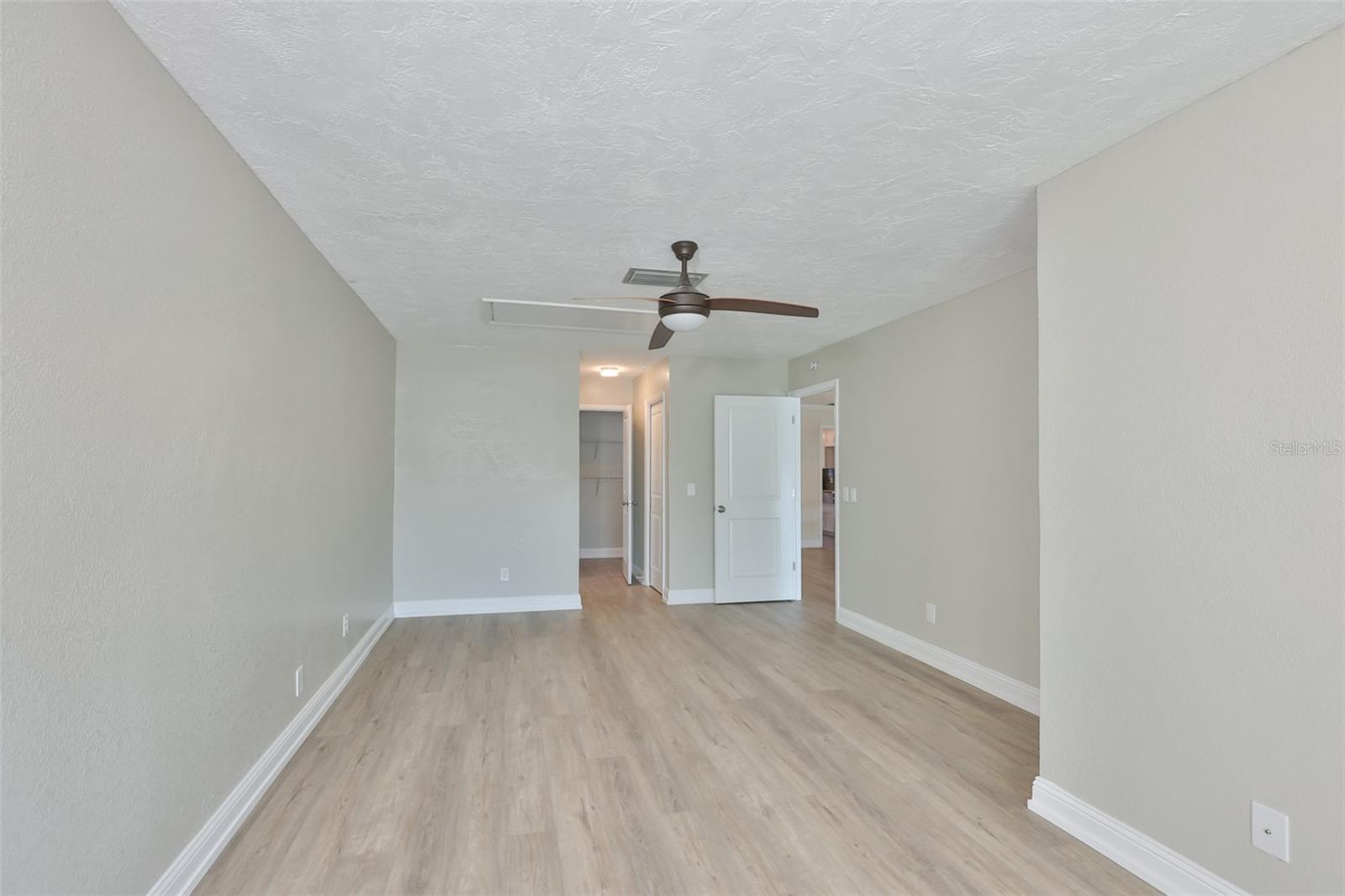 574 Boca Ciega Point Unit 2205, St Petersburg, FL 33708