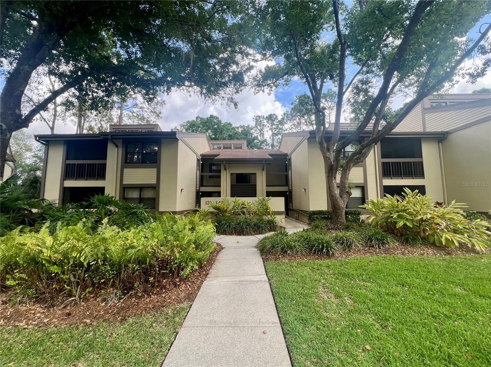 142 Woodlake Wynde Unit 48, Oldsmar, FL 34677