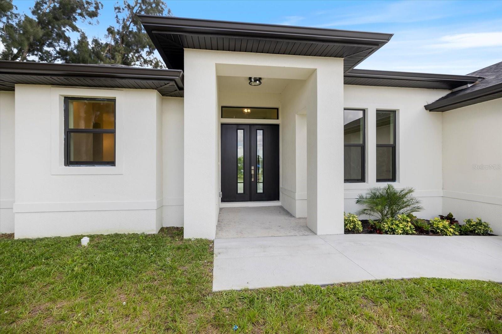 12134 Mallorca, North Port, FL 34287