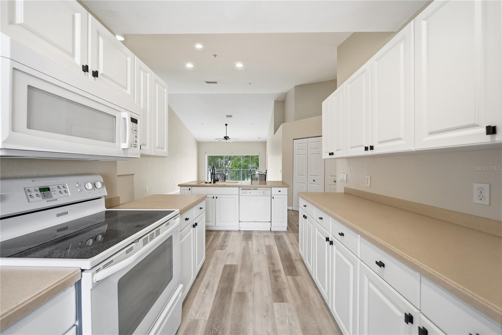7660 Sweetbay, Bradenton, FL 34203