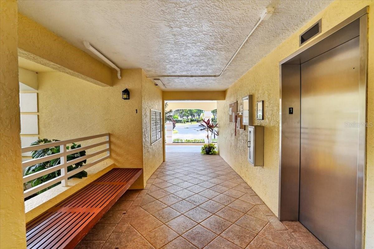 1040 Wexford Unit 1040, Venice, FL 34293