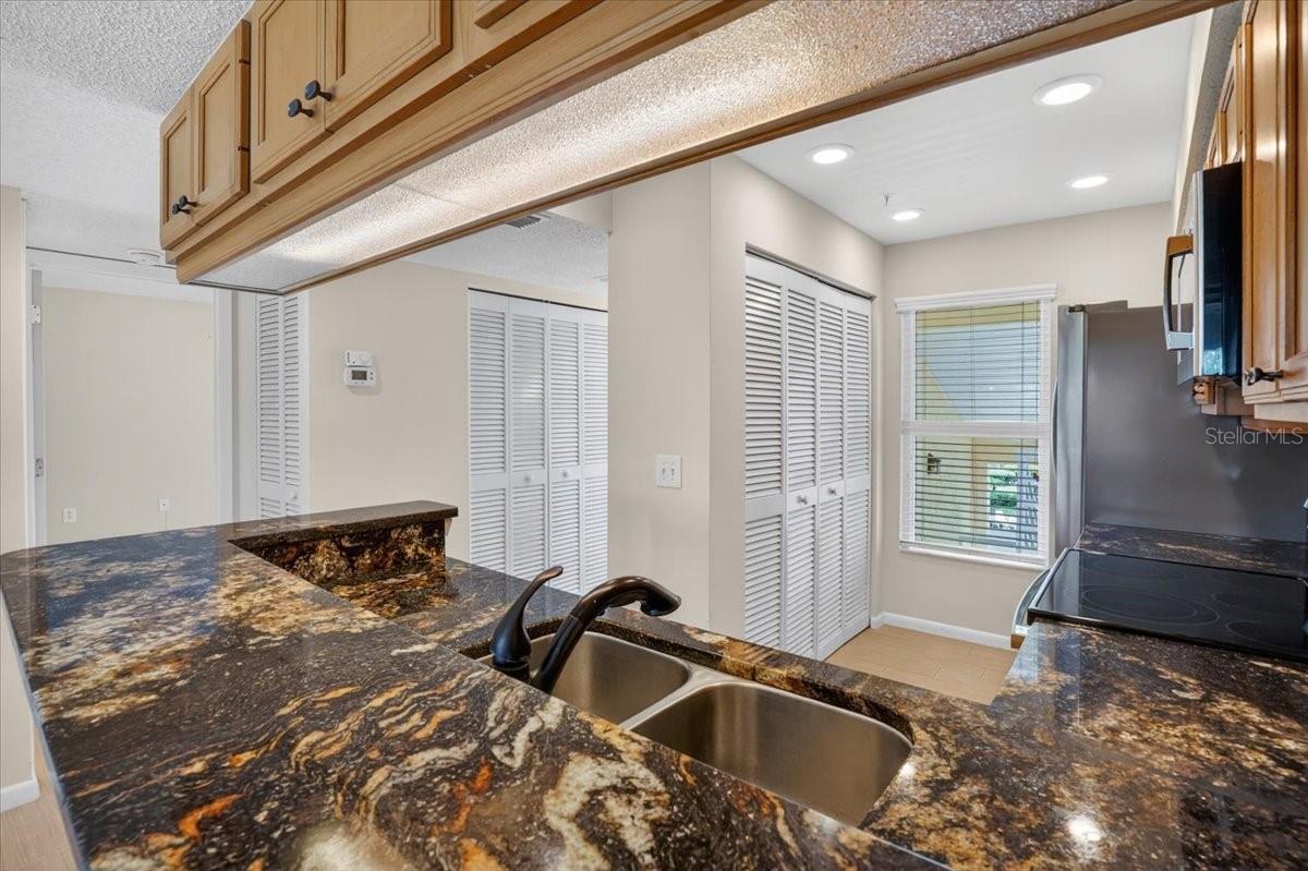 1040 Wexford Unit 1040, Venice, FL 34293