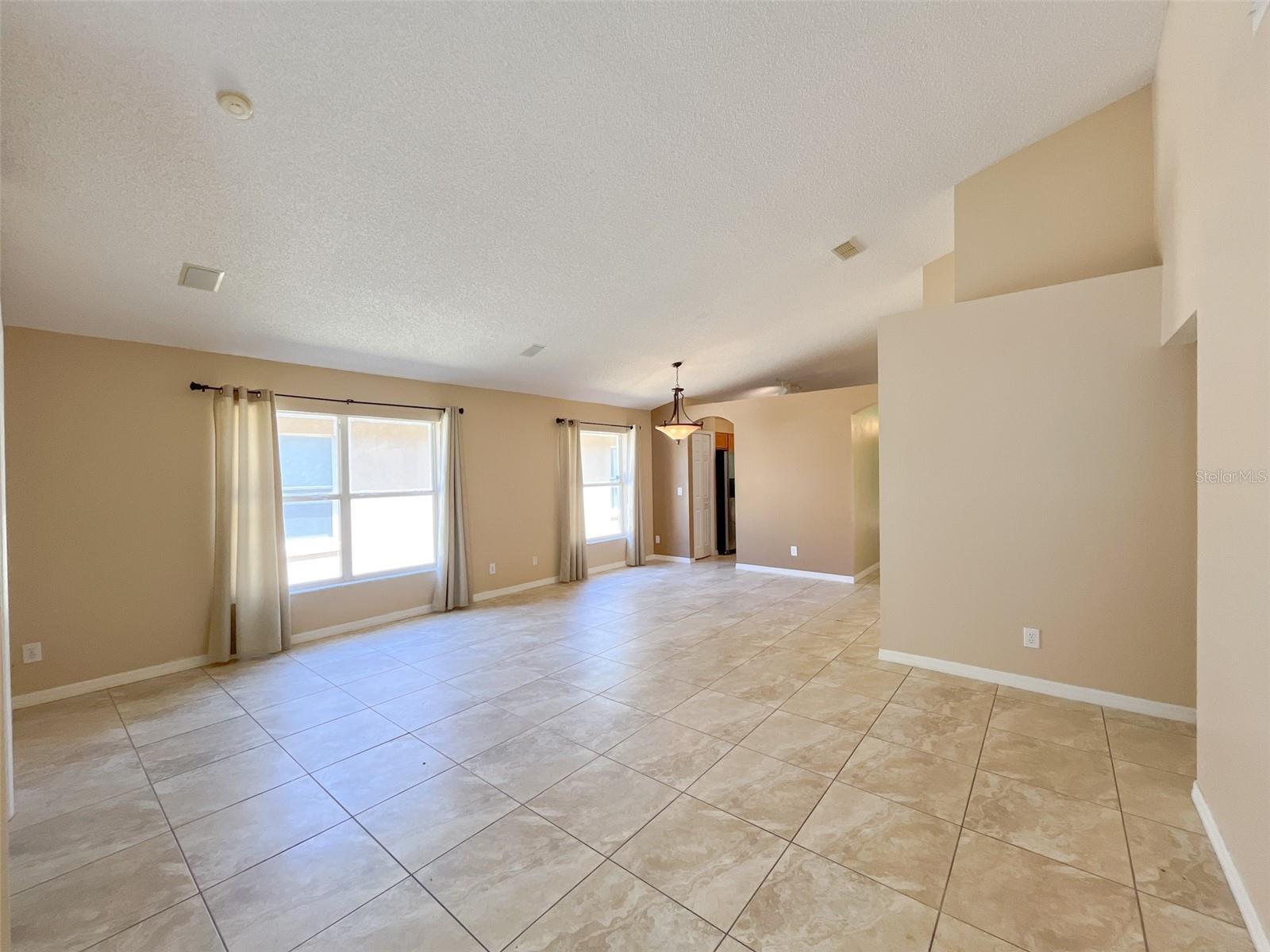 4397 King Edward, Orlando, FL 32826