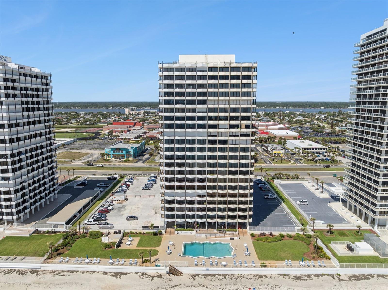 2900 Atlantic Unit 1106, Daytona Beach, FL 32118
