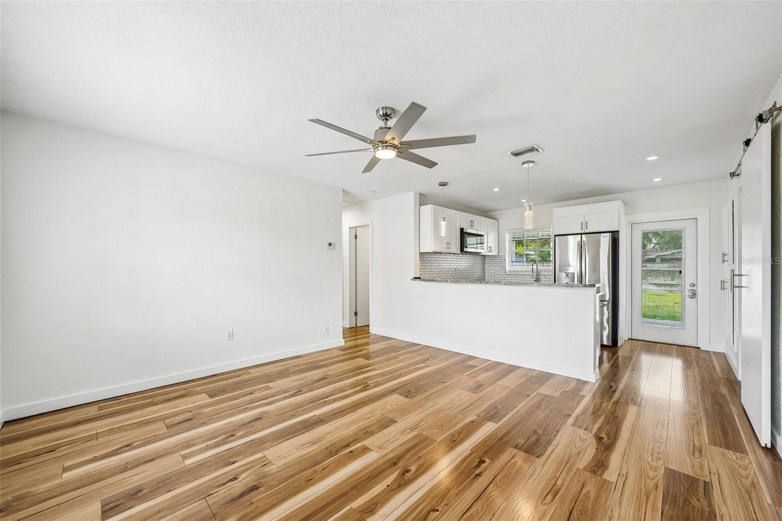 784 87th, St Petersburg, FL 33702