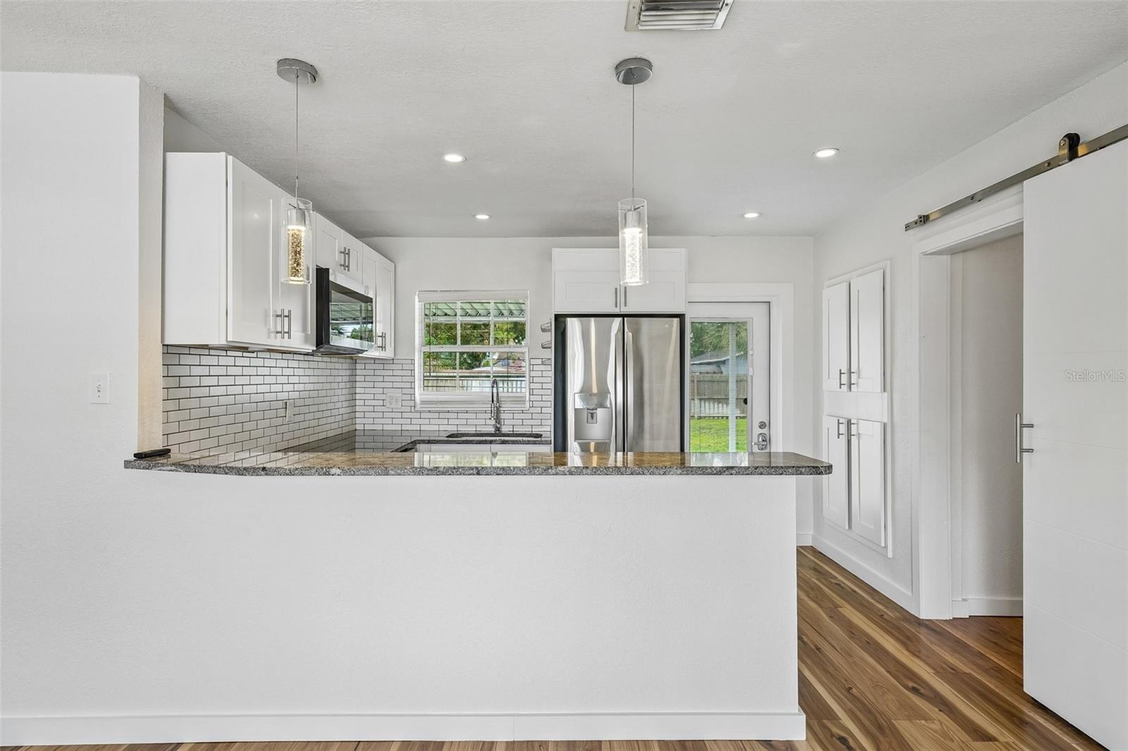 784 87th, St Petersburg, FL 33702