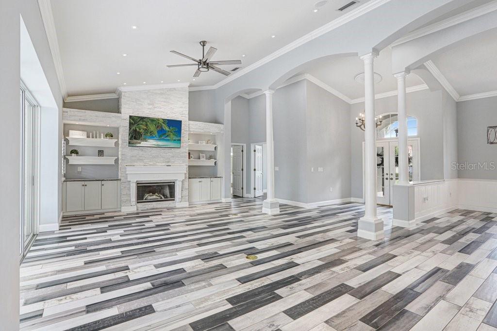 30303 Laurelwood, Wesley Chapel, FL 33543