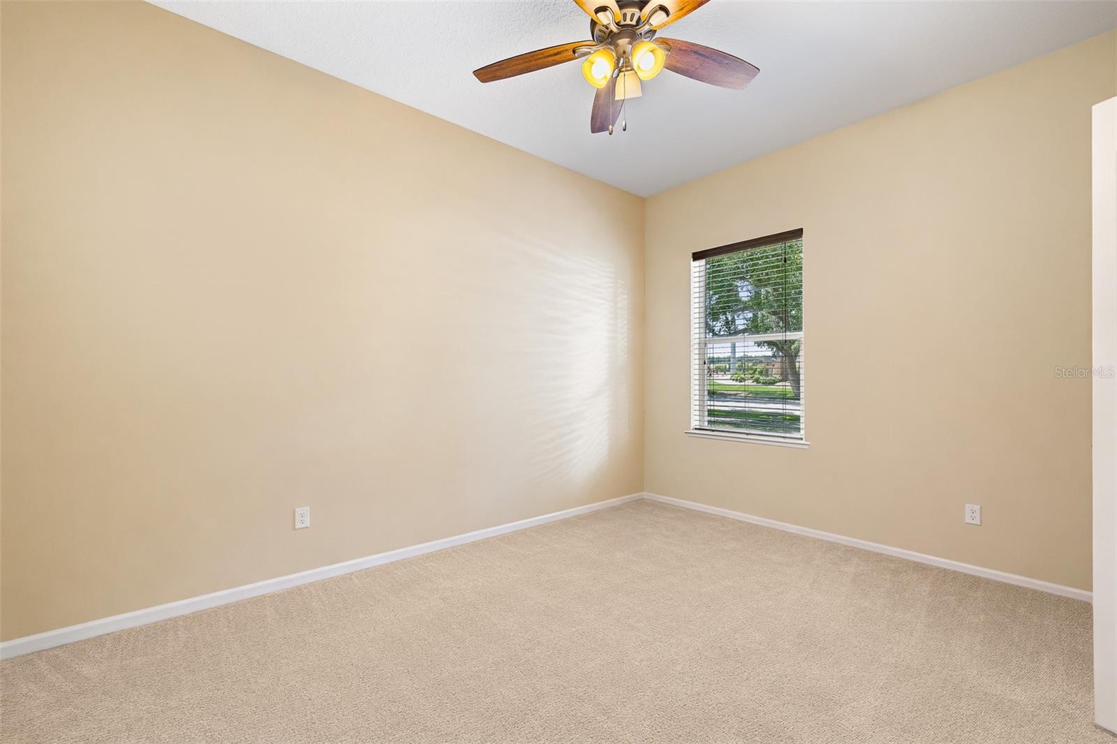 3216 Lynrock, Dundee, FL 33838