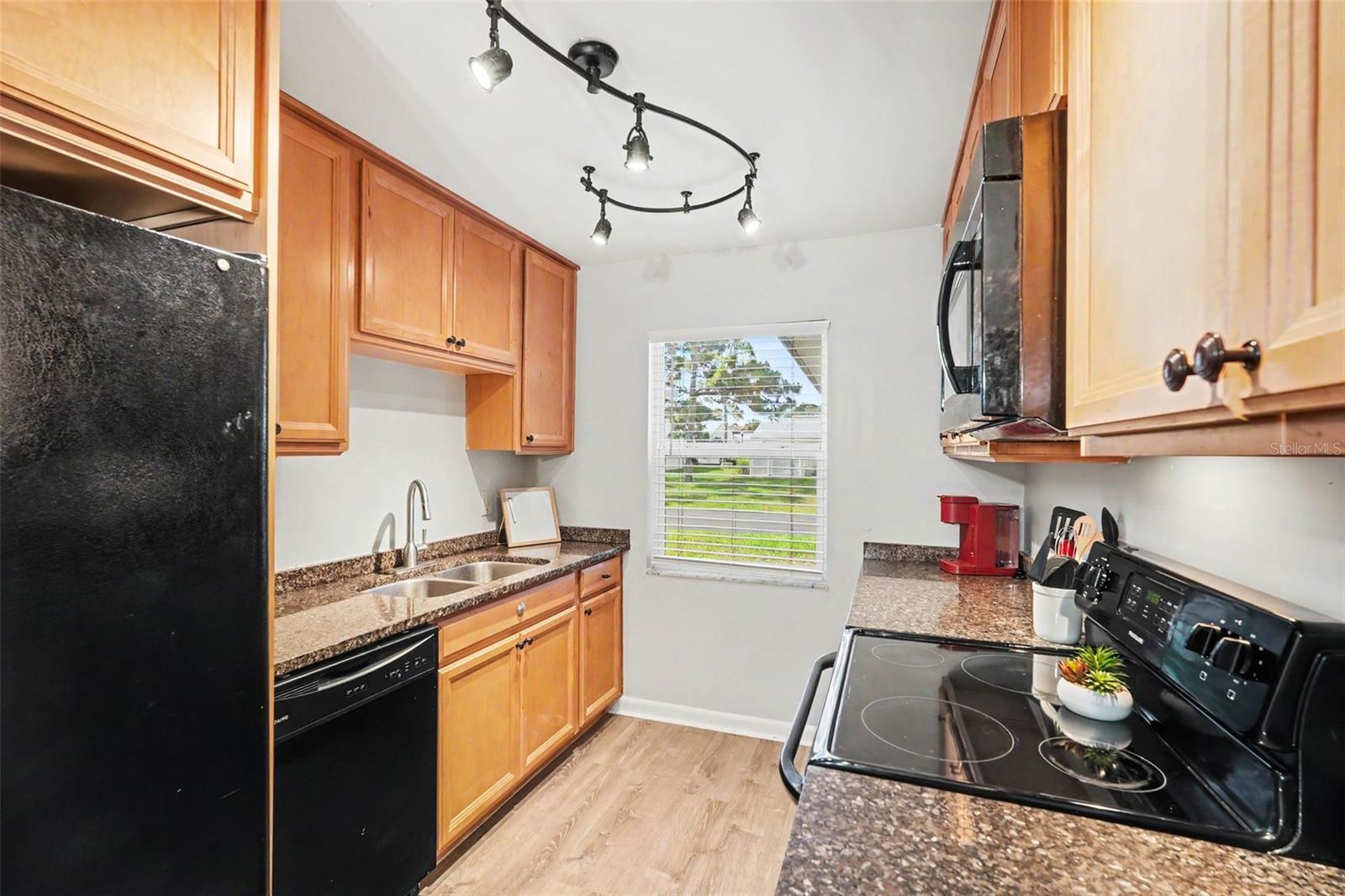 3267 39th Unit B, St Petersburg, FL 33711