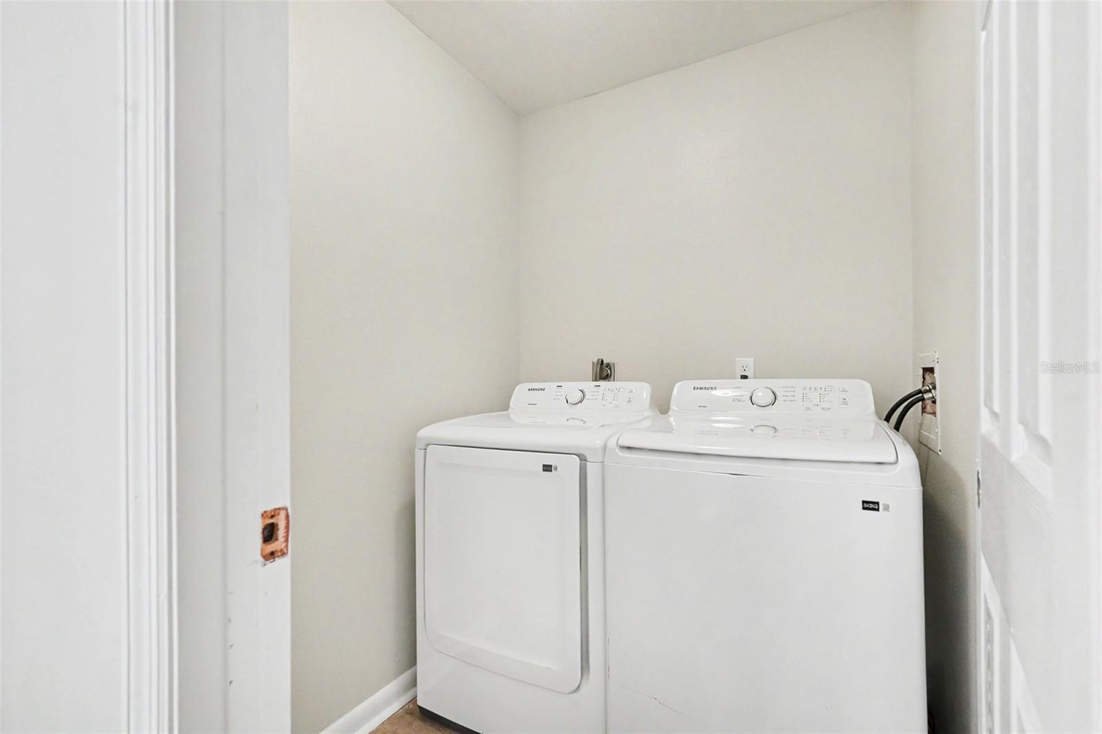 3267 39th Unit B, St Petersburg, FL 33711