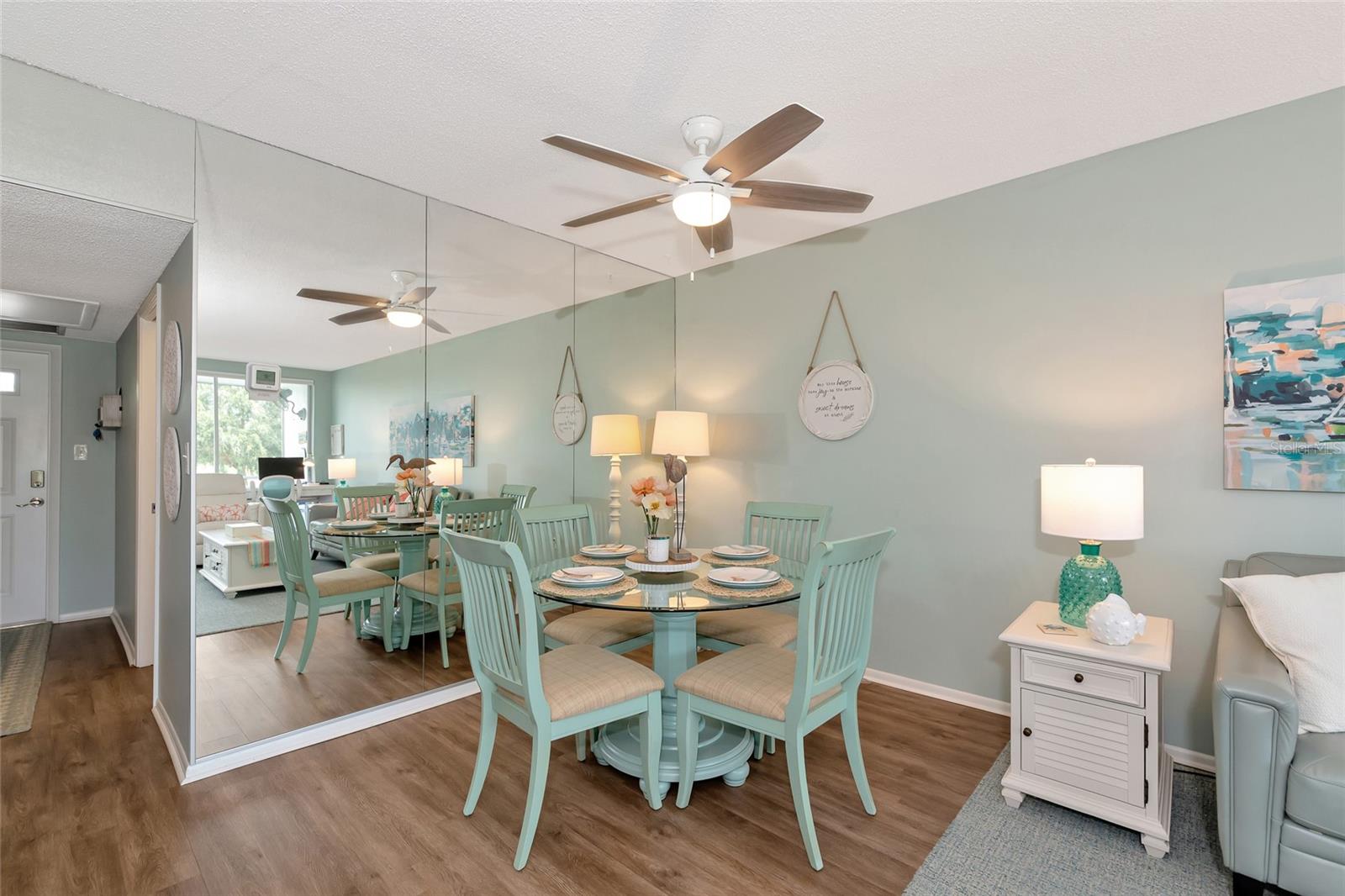 7461 Country Club Unit 203, Sarasota, FL 34243