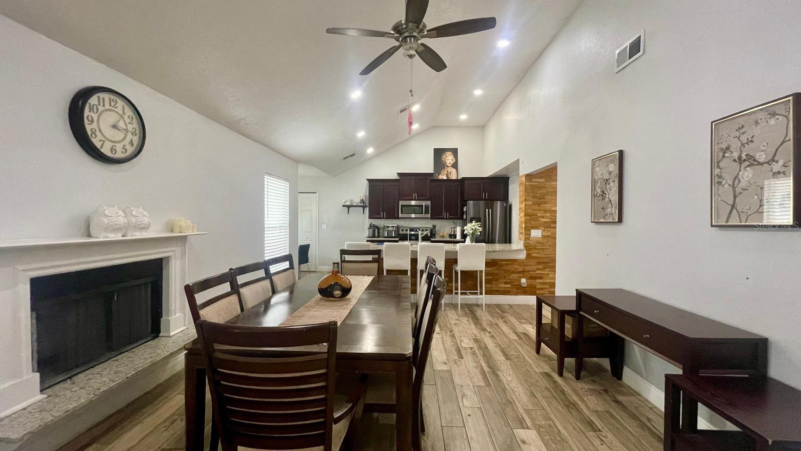 1044 Nin, Orlando, FL 32835