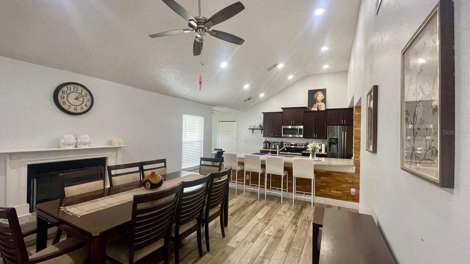 1044 Nin, Orlando, FL 32835