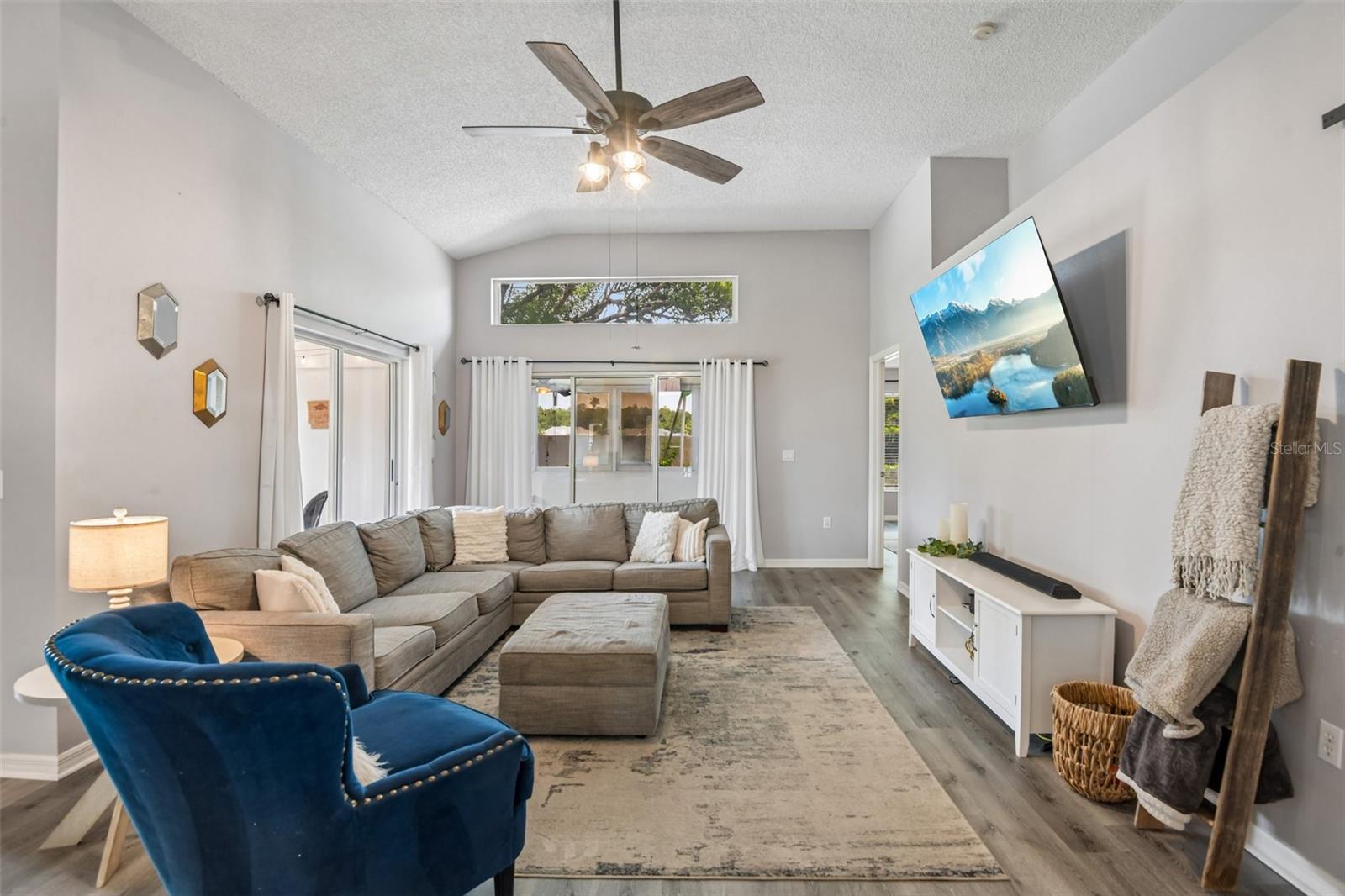 1129 Daleside, New Port Richey, FL 34655