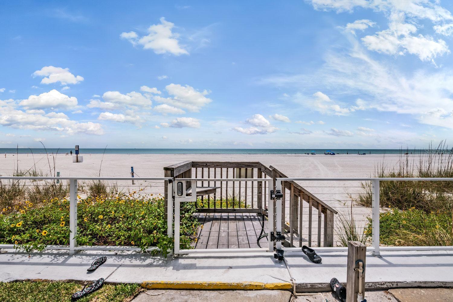 17960 Gulf Unit 121, Redington Shores, FL 33708