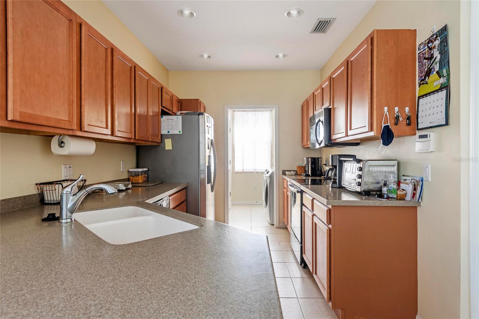 3860 82nd Avenue Unit 101, Sarasota, FL 34243