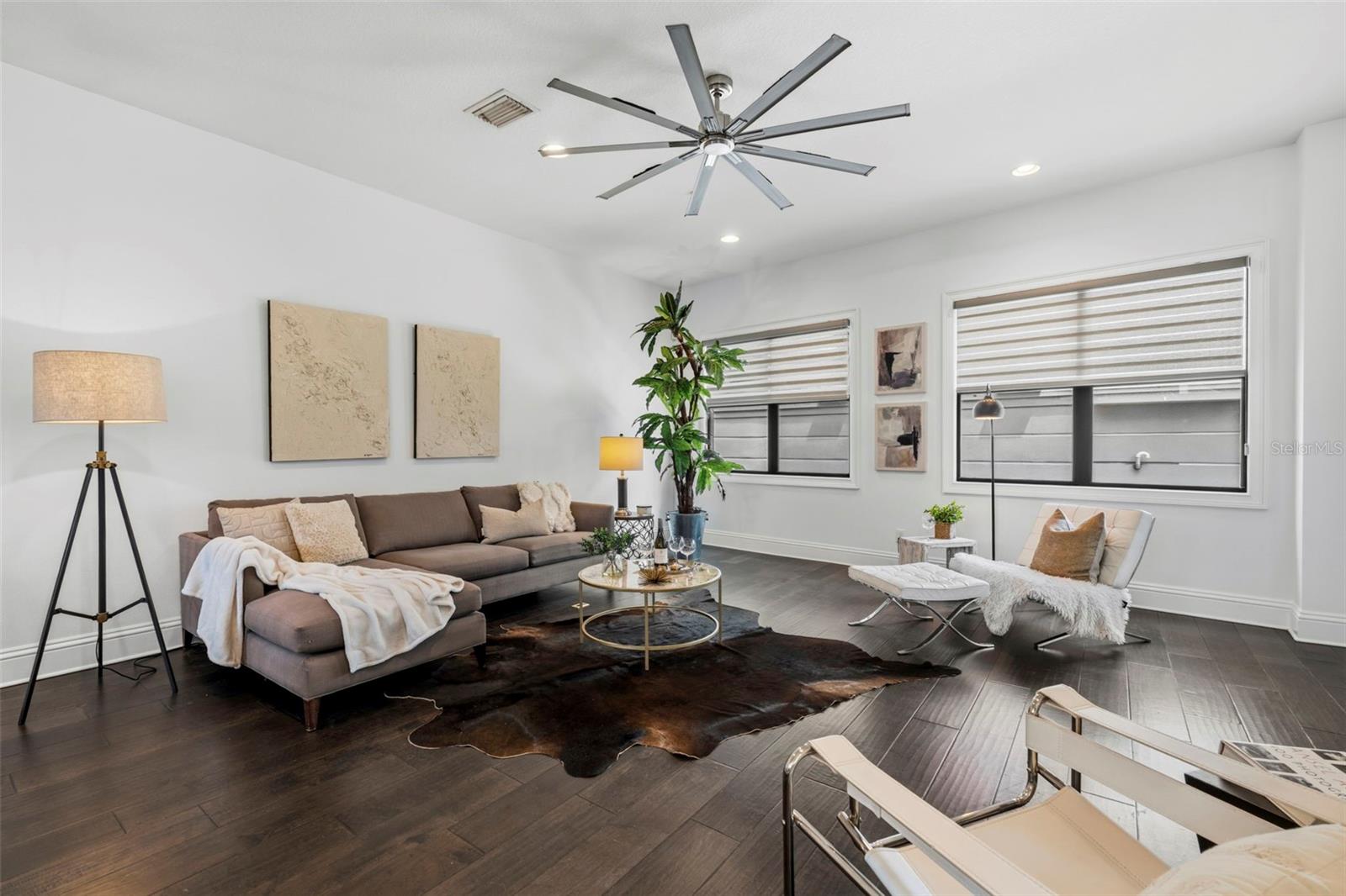 300 Delmar, St Petersburg, FL 33701