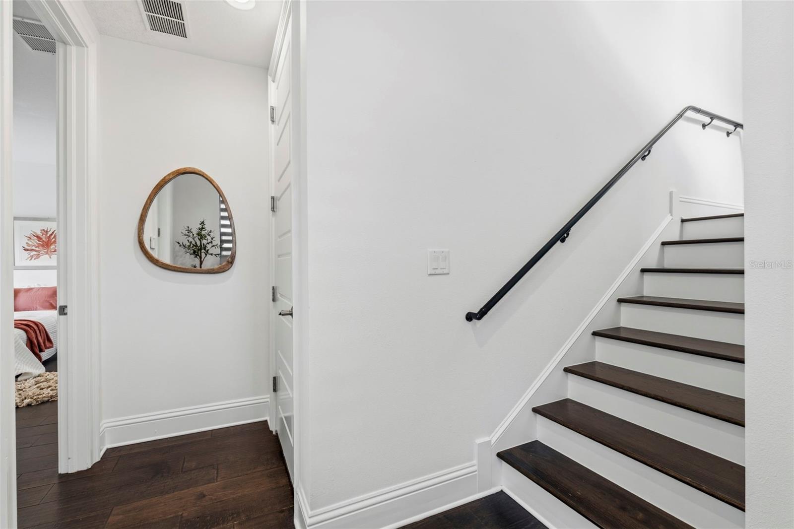 300 Delmar, St Petersburg, FL 33701