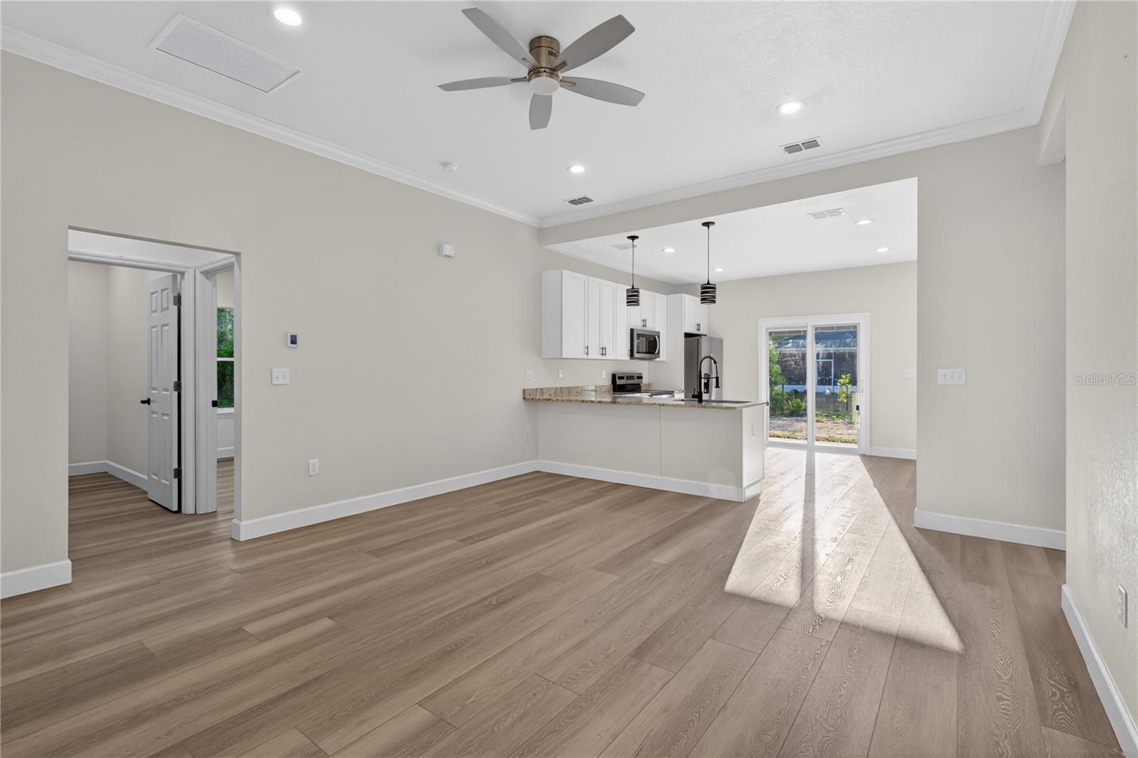 661 150th, Williston, FL 32696