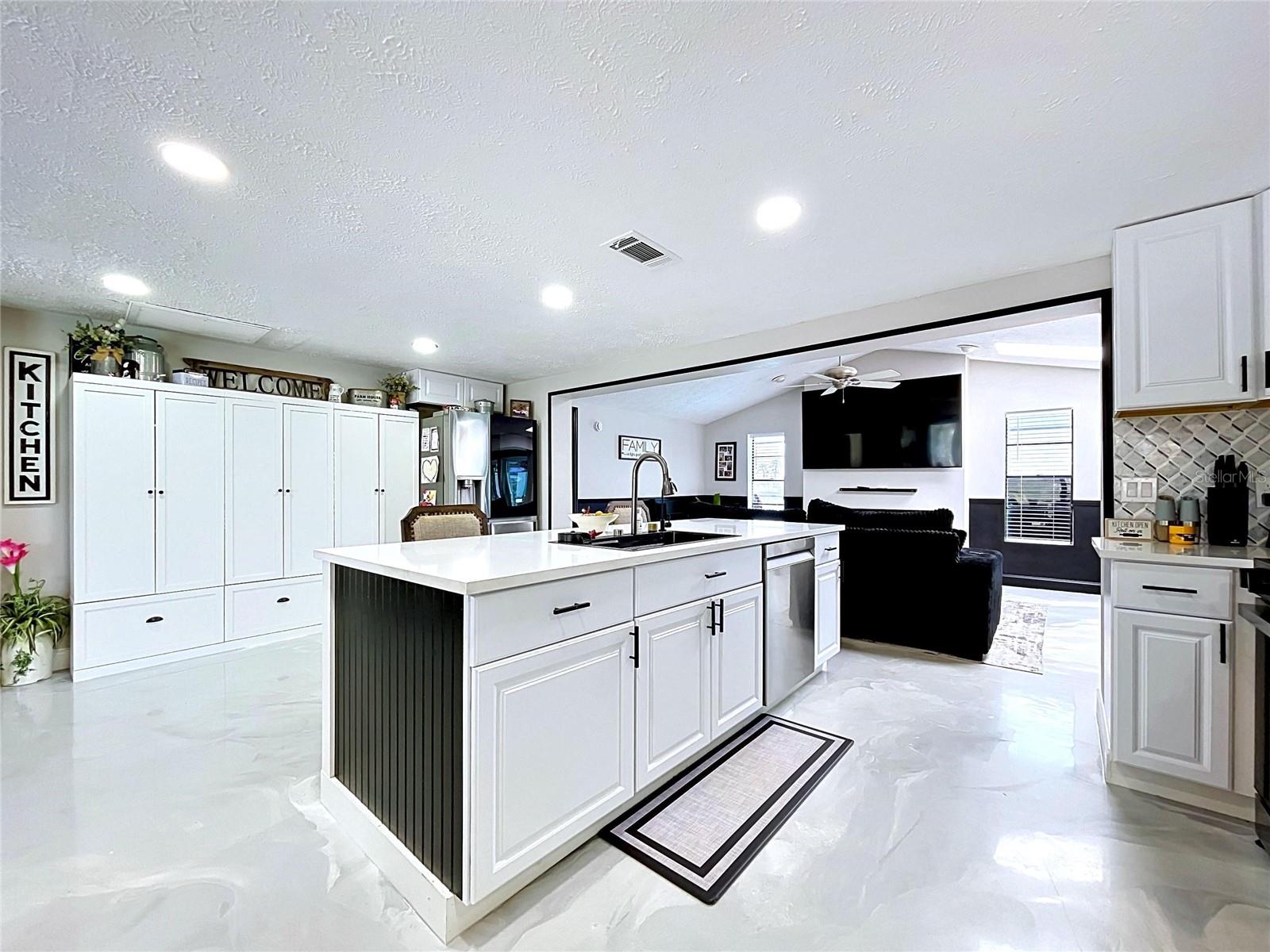 6950 Southwind, Hudson, FL 34667