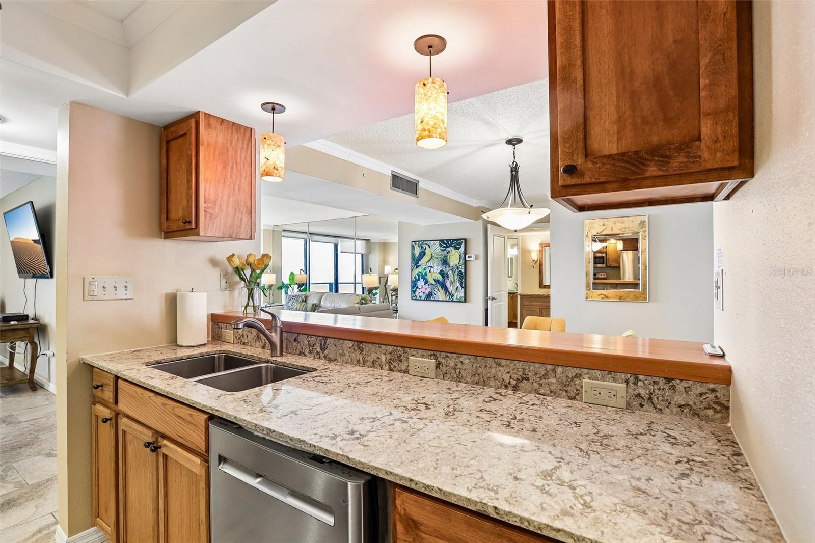 450 Gulfview Unit 703, Clearwater, FL 33767