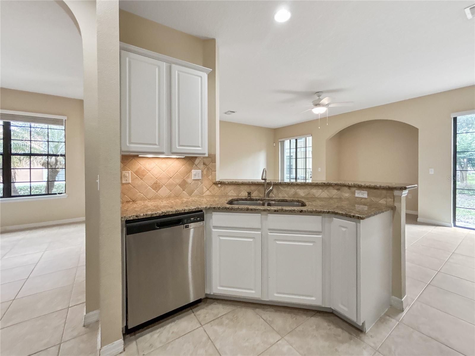 16615 Kingletside, Lithia, FL 33547