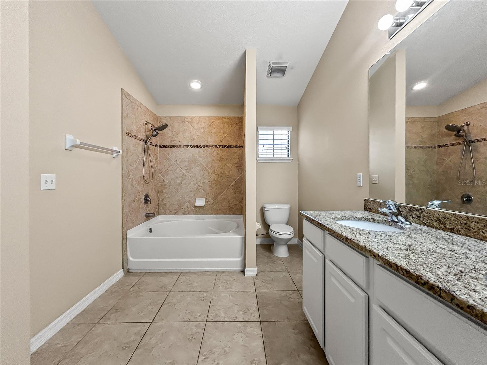 16615 Kingletside, Lithia, FL 33547