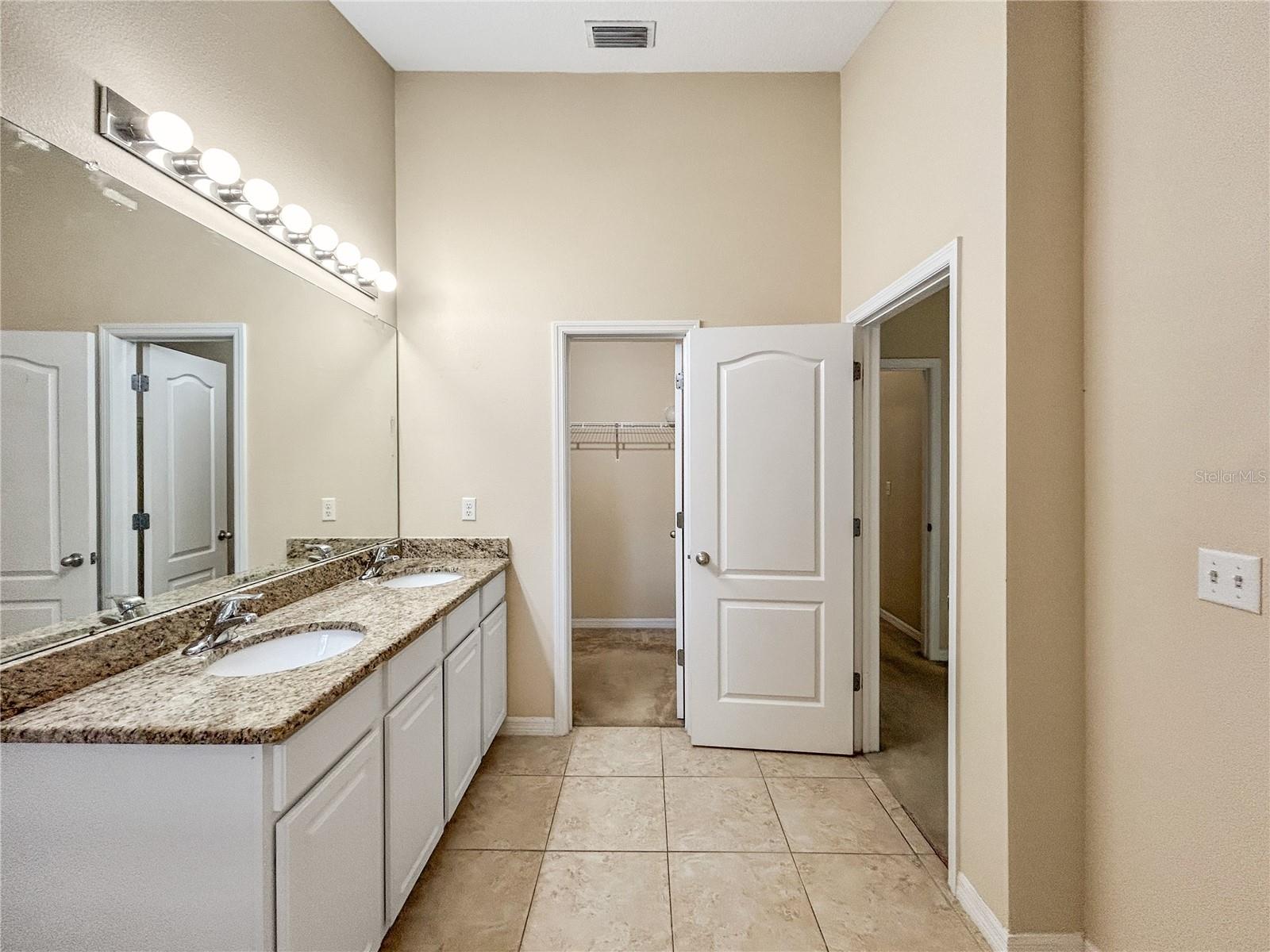 16615 Kingletside, Lithia, FL 33547