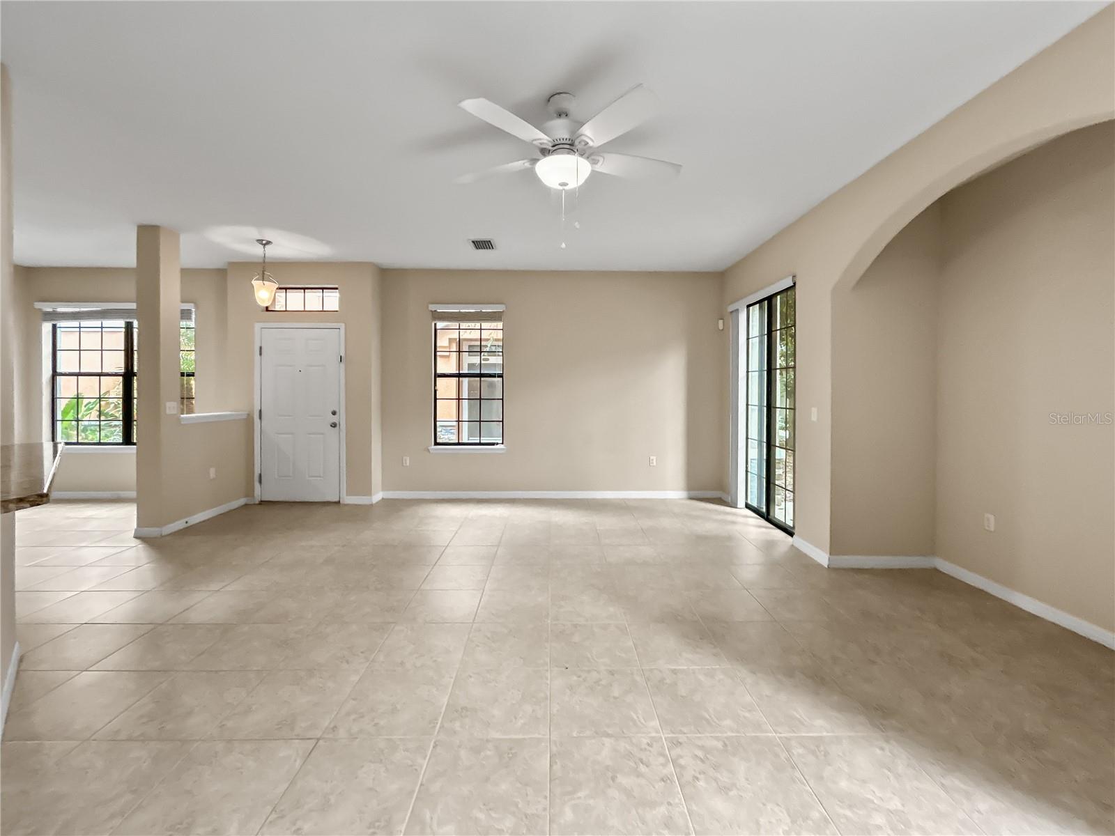 16615 Kingletside, Lithia, FL 33547