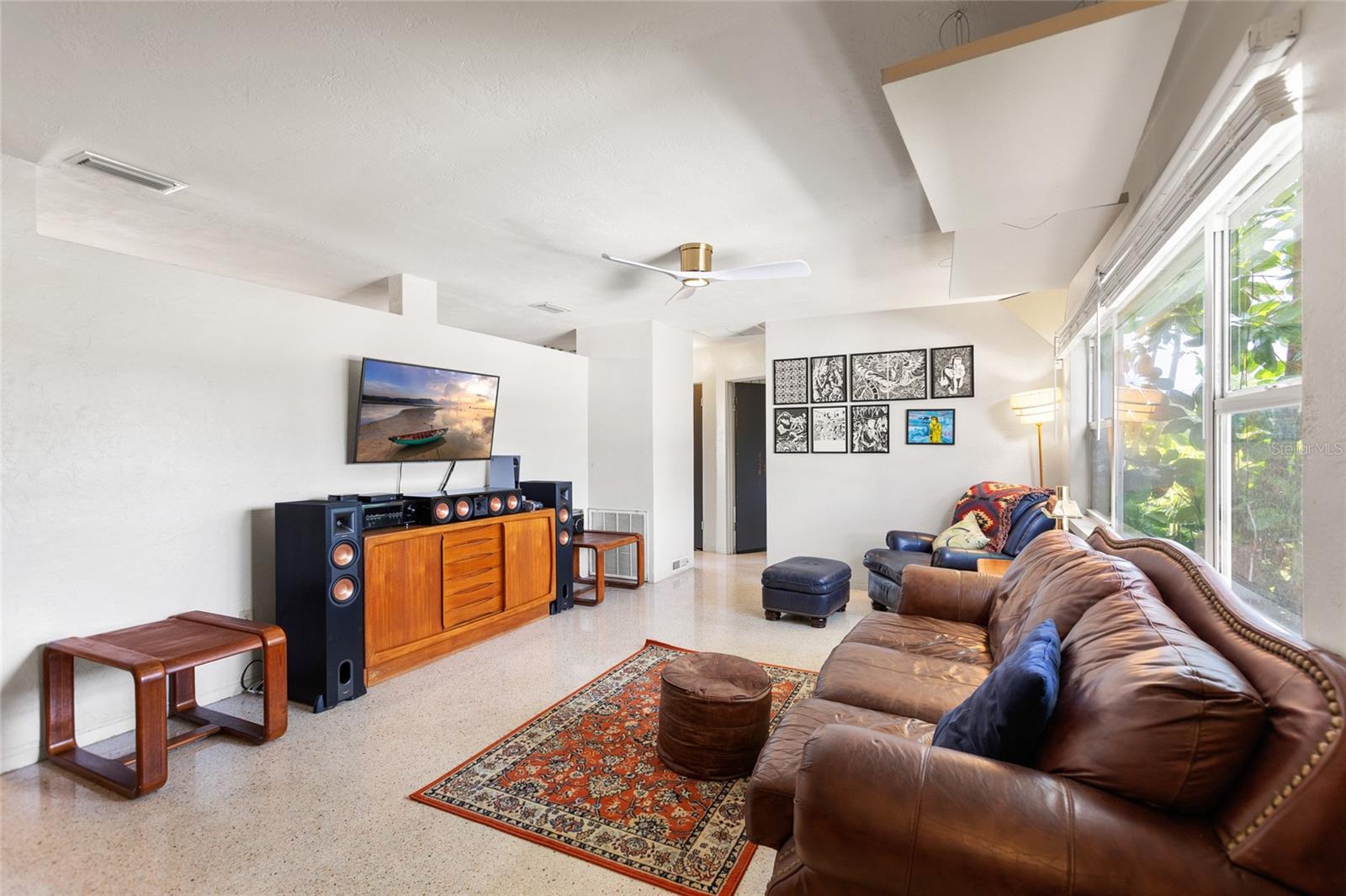 1124 40th, St Petersburg, FL 33703