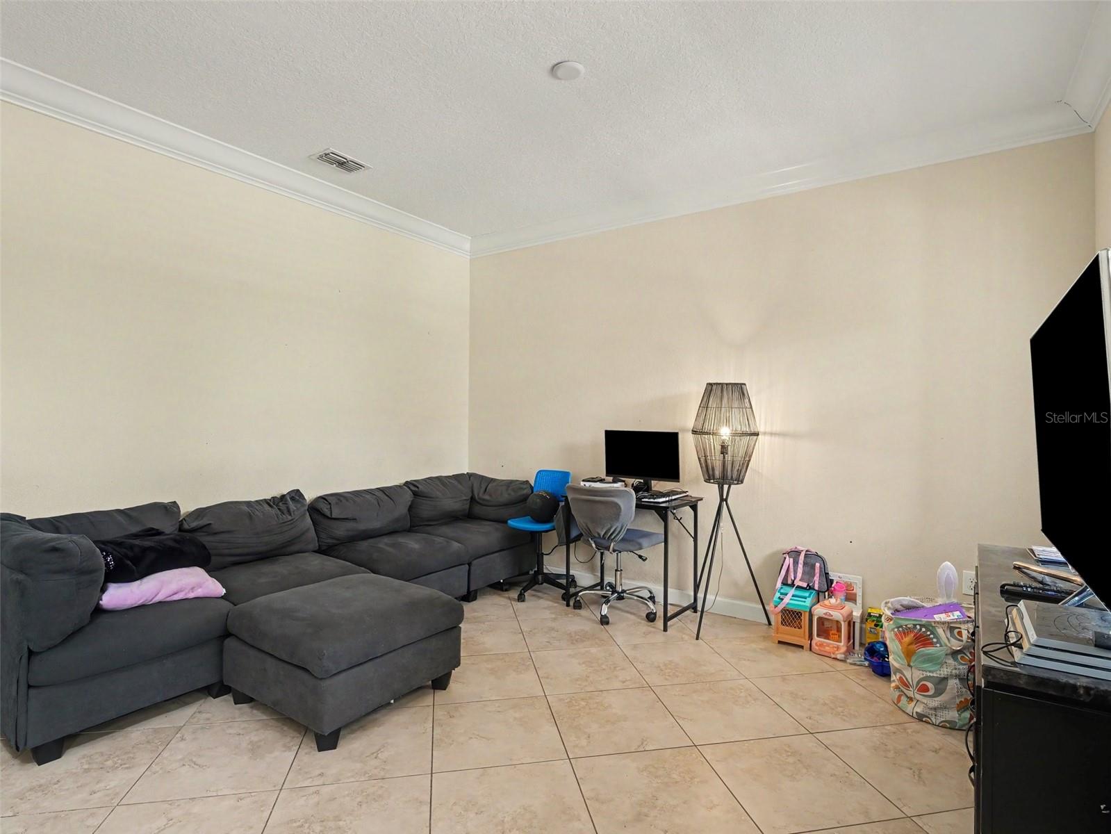 12027 Cardinal Flower Dr, Riverview, FL 33579