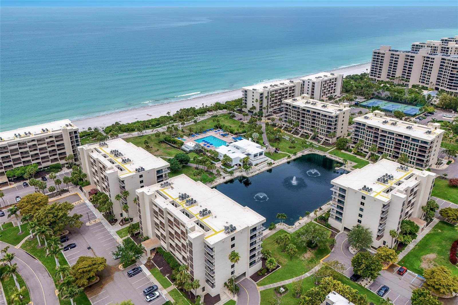 1095 Gulf of Mexico Unit 102, Longboat Key, FL 34228