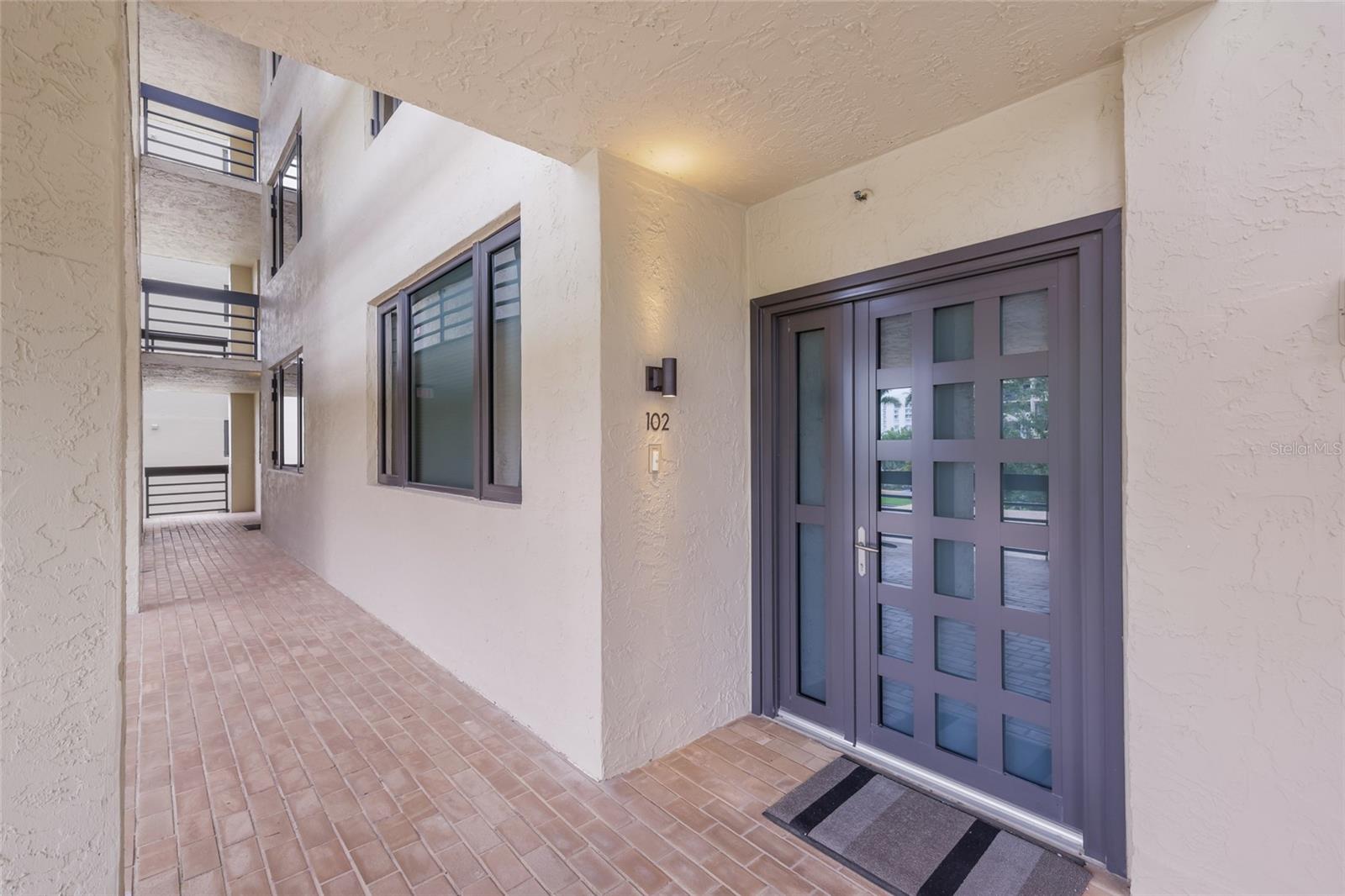 1095 Gulf of Mexico Unit 102, Longboat Key, FL 34228