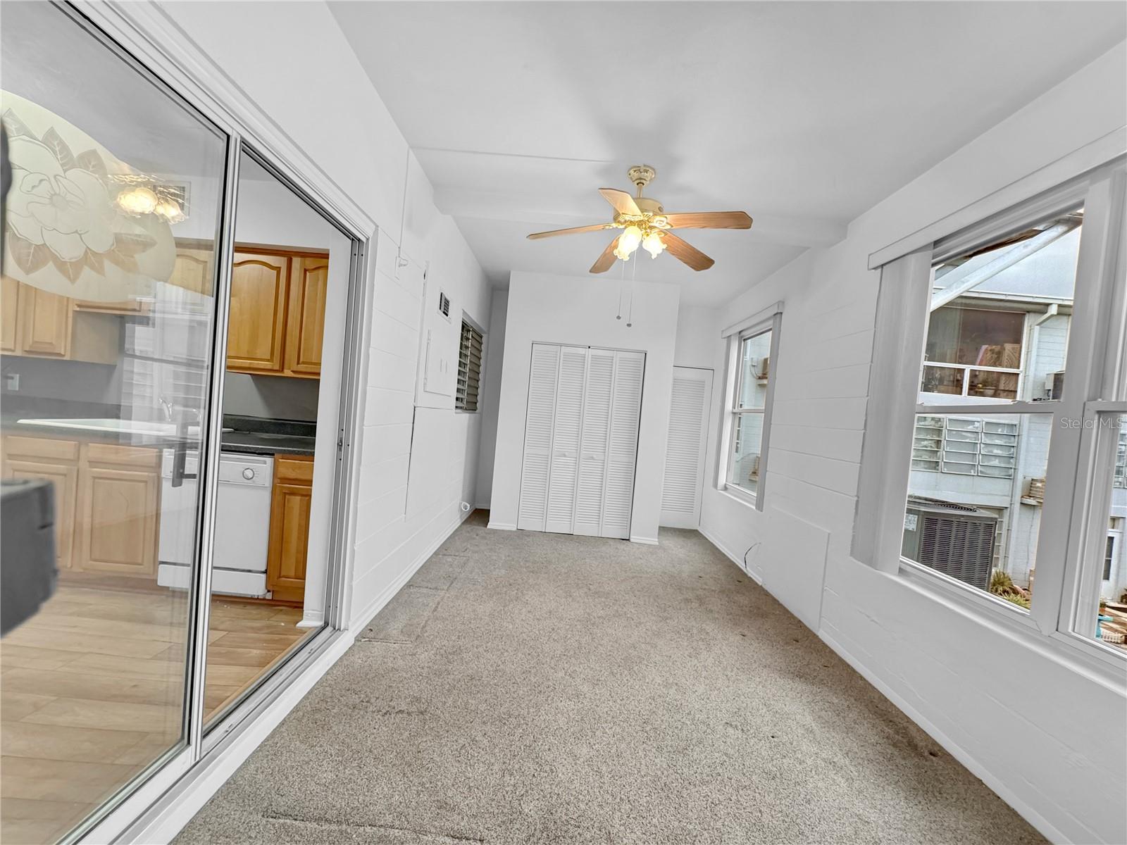 4300 58th Unit 1915, Kenneth City, FL 33709