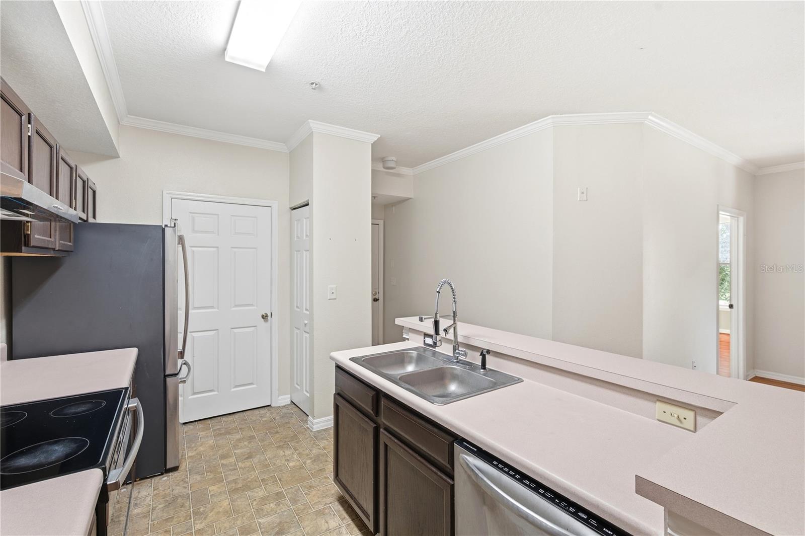 5618 Pinnacle Heights Unit 206, Tampa, FL 33624