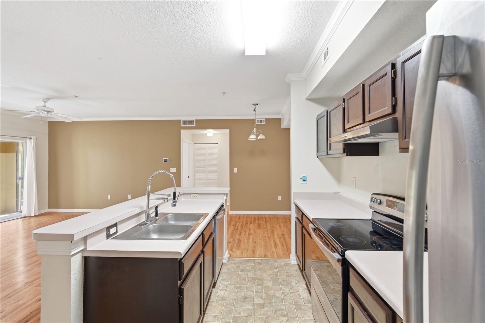 5618 Pinnacle Heights Unit 206, Tampa, FL 33624