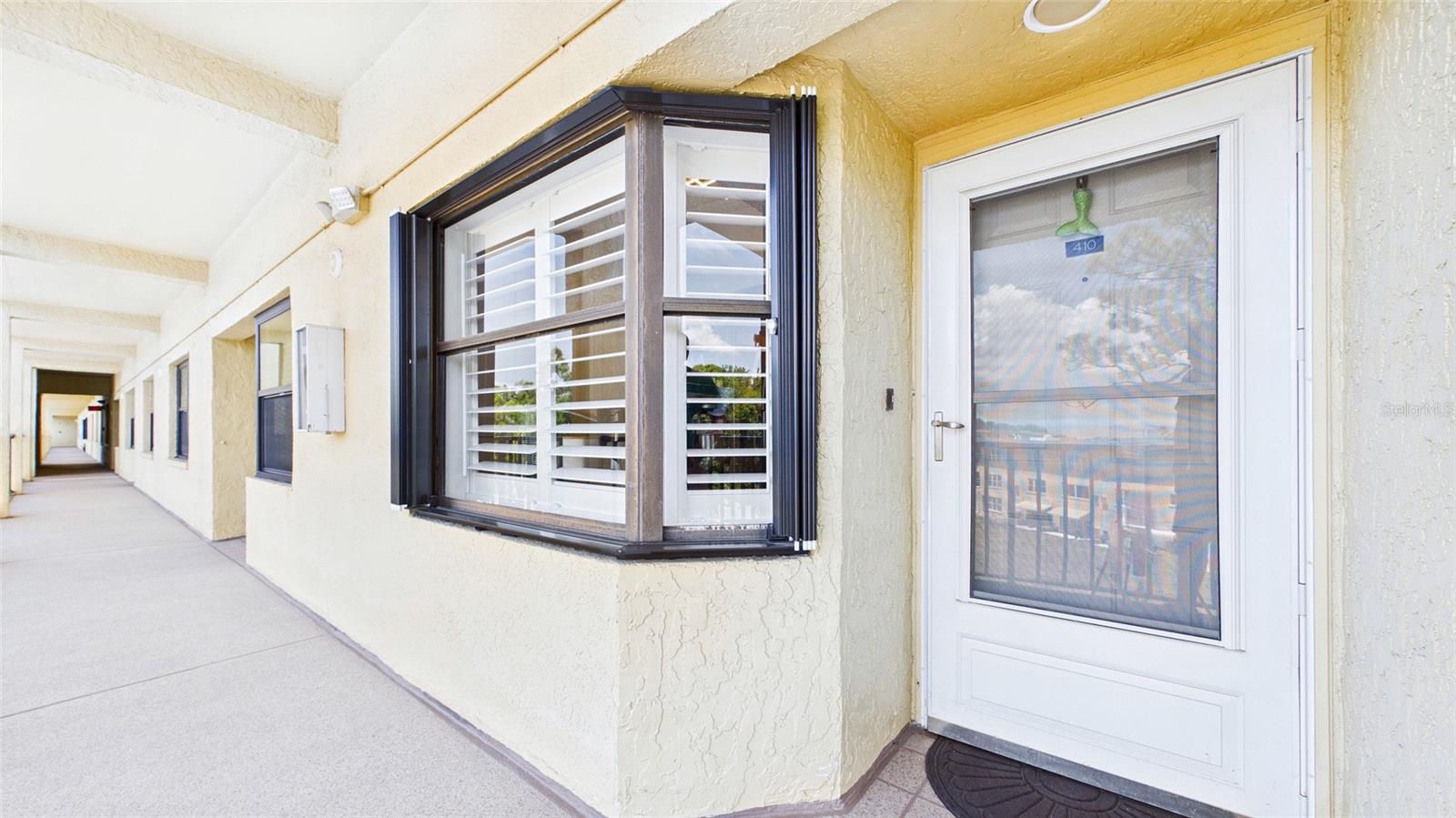 5775 Park Unit 410, St Petersburg, FL 33709