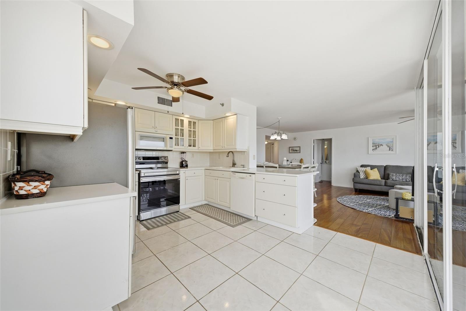 6322 Palma del Mar Unit 606, St Petersburg, FL 33715