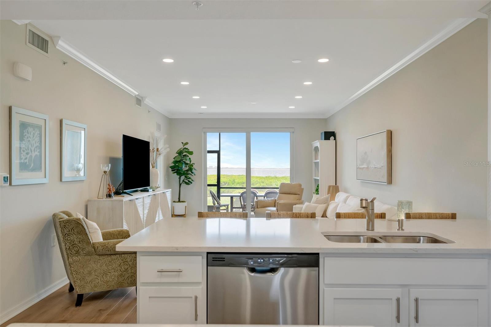 850 Tidewater Shores Unit 105, Bradenton, FL 34208