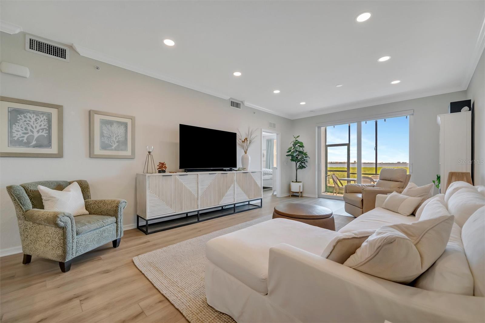 850 Tidewater Shores Unit 105, Bradenton, FL 34208
