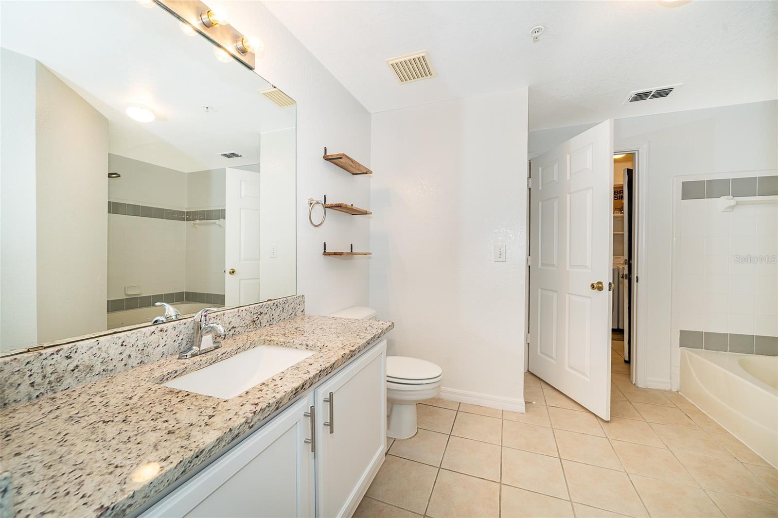 6663 Queens Borough Unit 101, Orlando, FL 32835