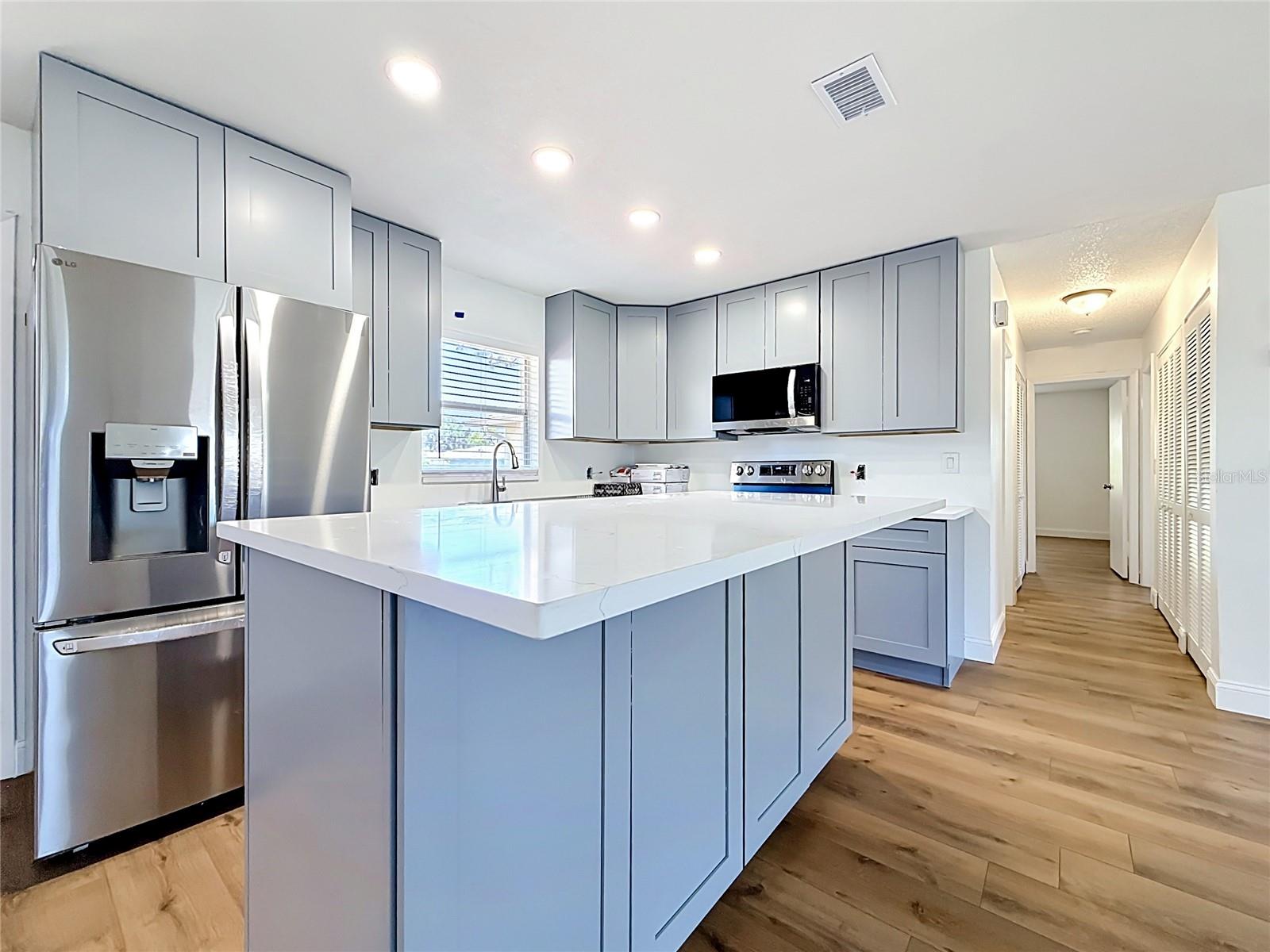 2188 Corinne Unit A, St Petersburg, FL 33712