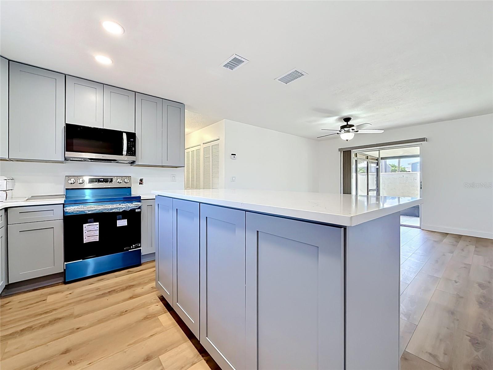 2188 Corinne Unit A, St Petersburg, FL 33712