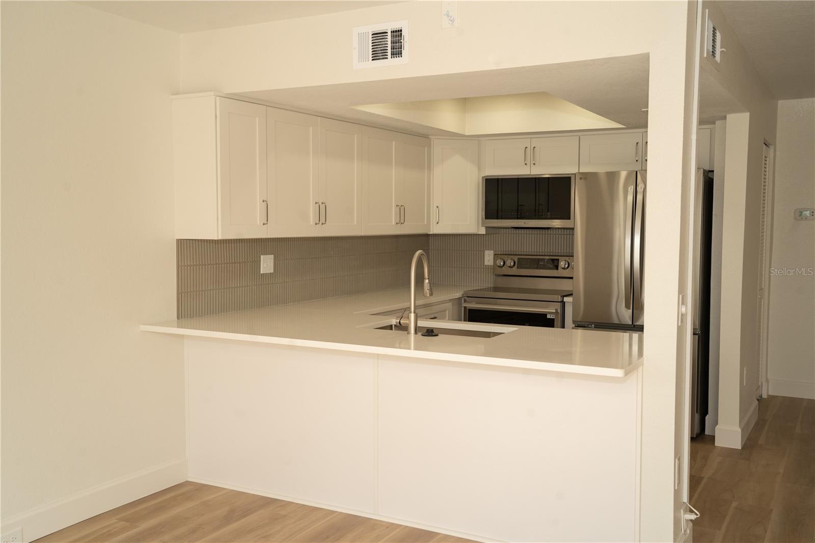 661 Poinsettia Unit 108, Clearwater Beach, FL 33767