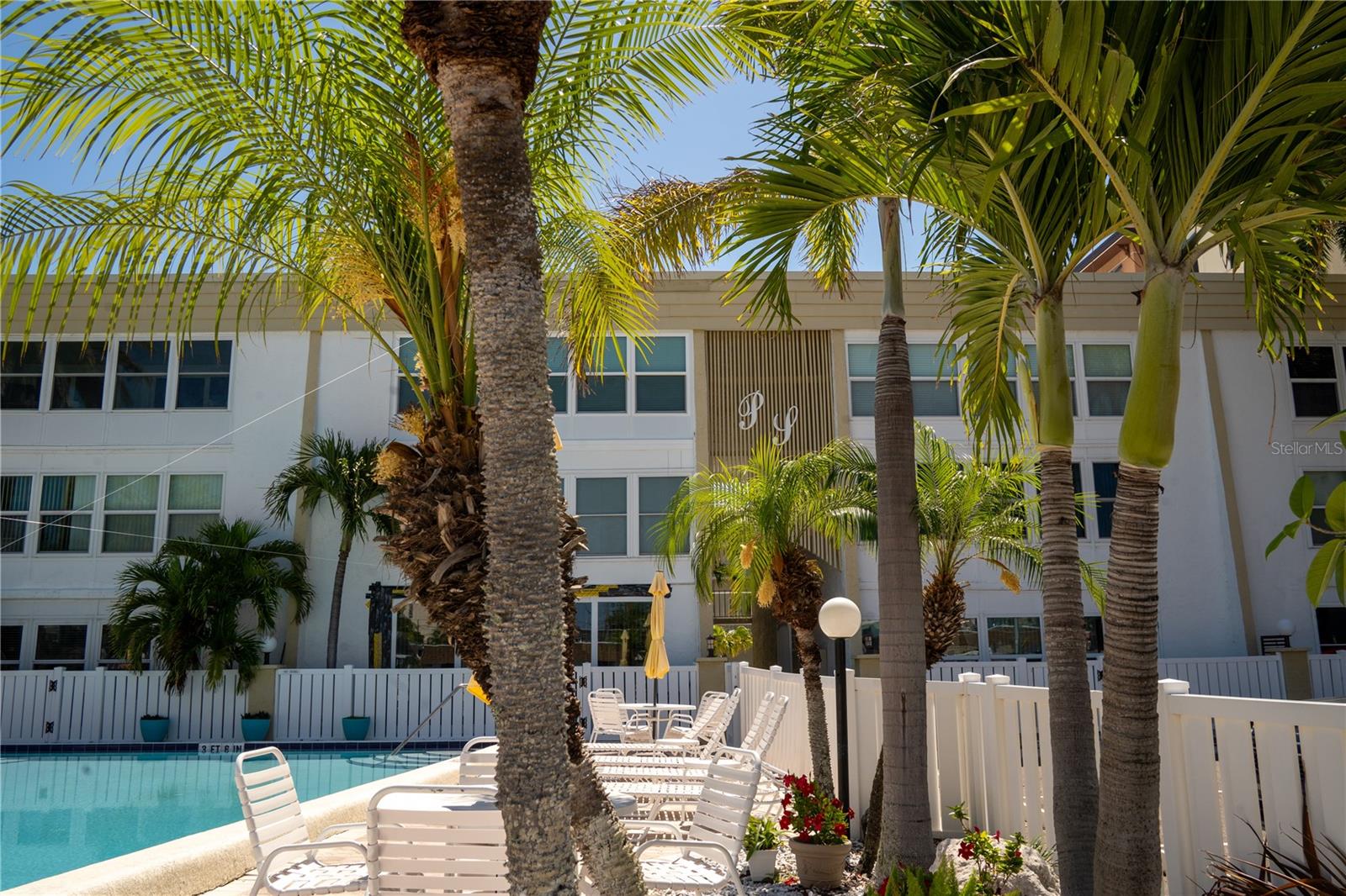 661 Poinsettia Unit 108, Clearwater Beach, FL 33767