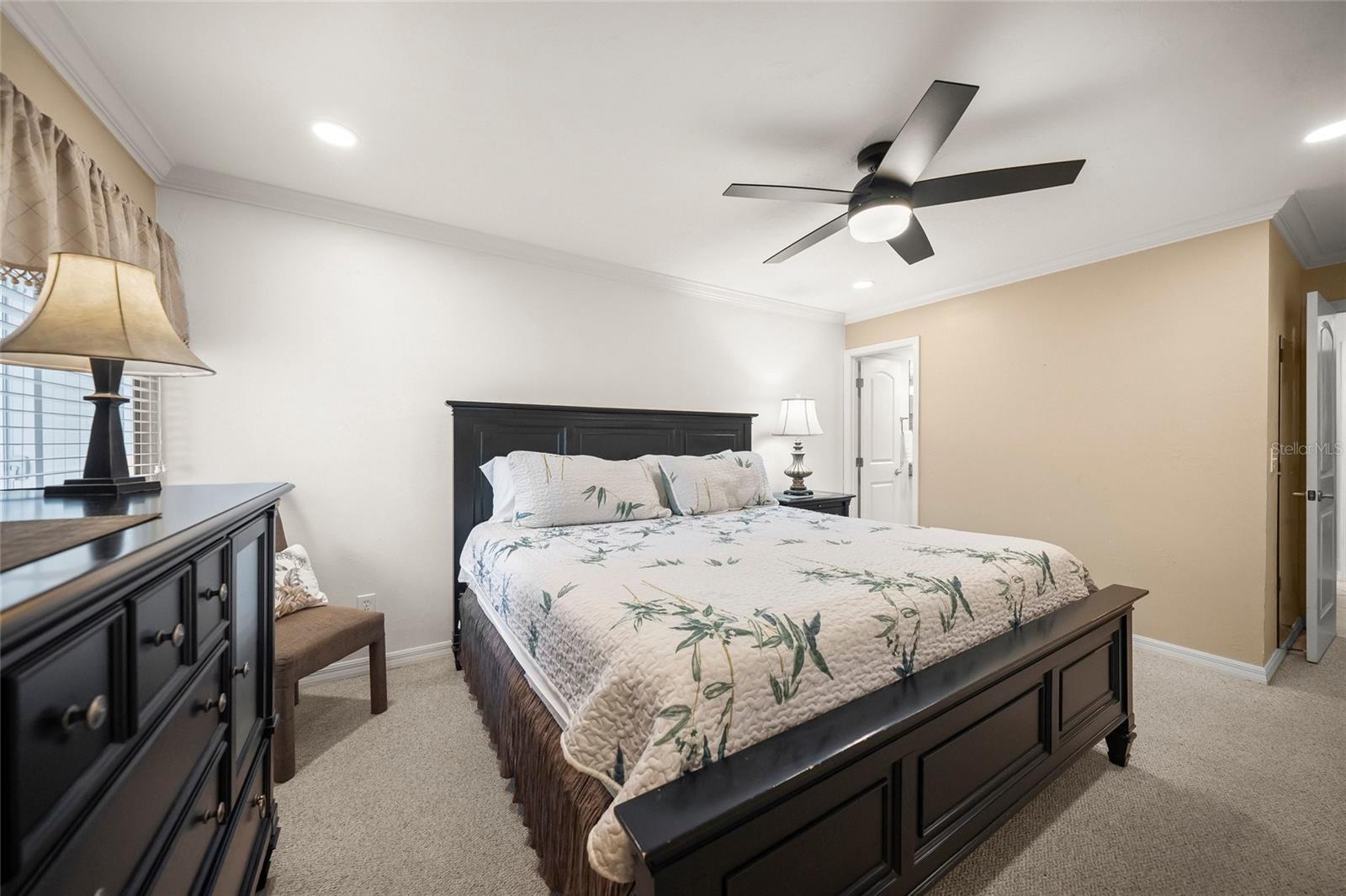 5619 Midnight Pass Unit 503, Sarasota, FL 34242