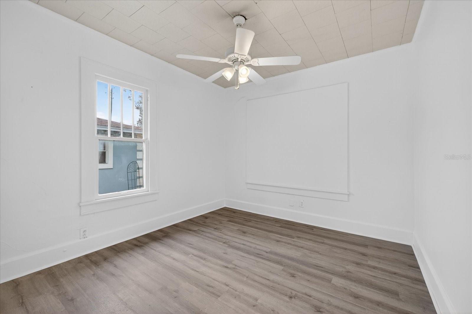 2211 22nd, St Petersburg, FL 33712