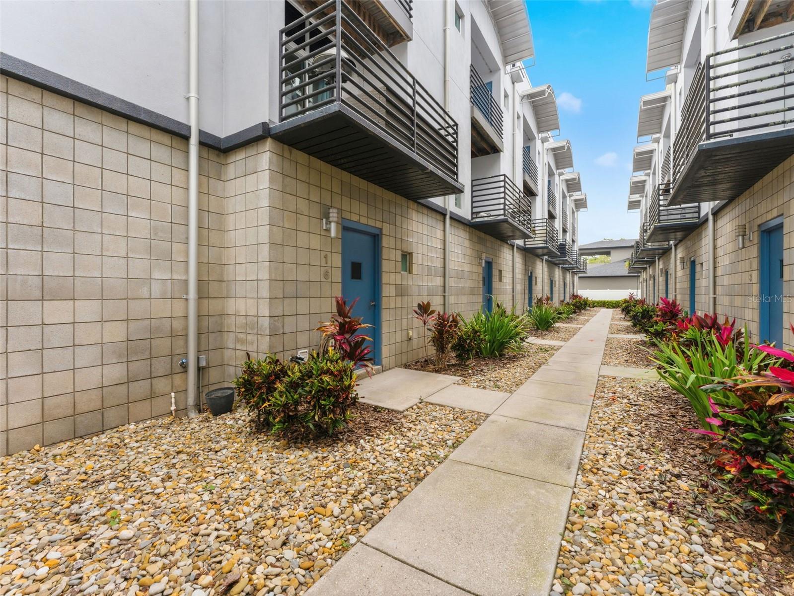 5008 Macdill Unit 16, Tampa, FL 33611